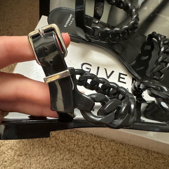 Givenchy jelly chain link sandals 37 or 7 - Picture 8 of 8